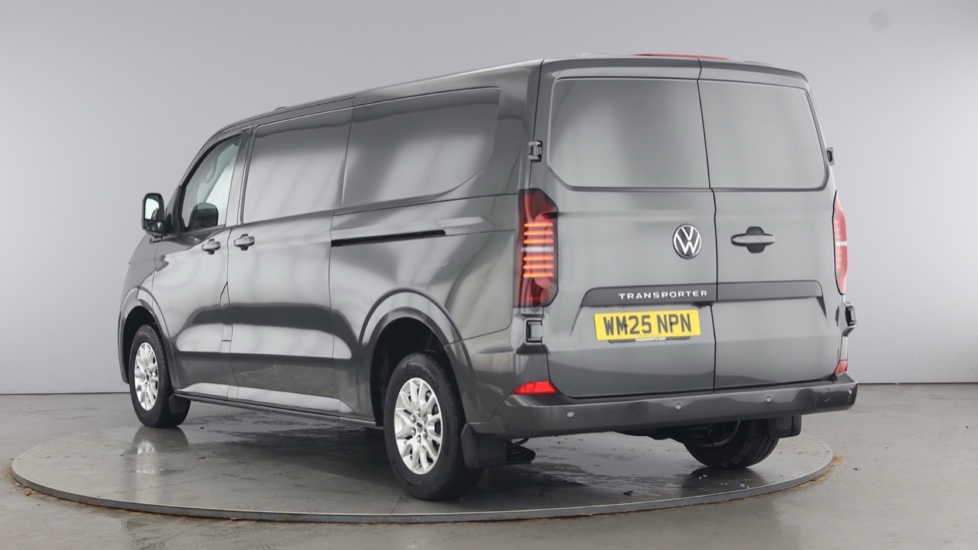 2025 Volkswagen Transporter T32 Lwb Graphite Dust £35,950