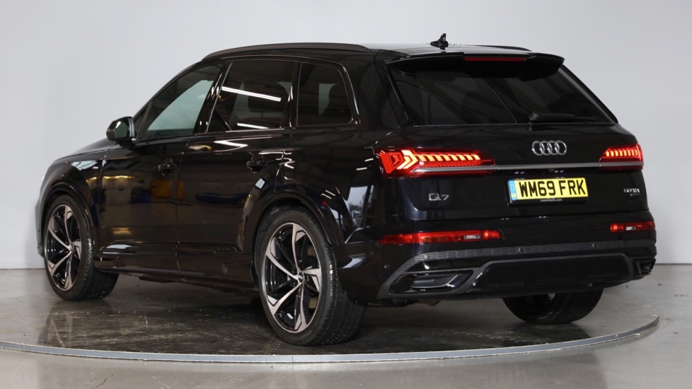 42+ New Audi Q7 Black Audi Car Gallery