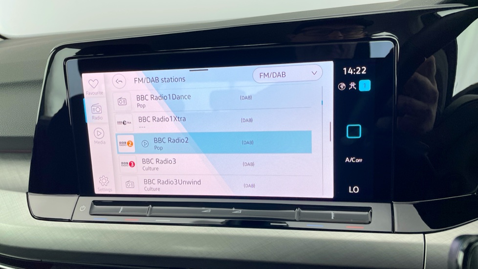 2024 Volkswagen Golf Deep Black £19,200 Bath Volkswagen