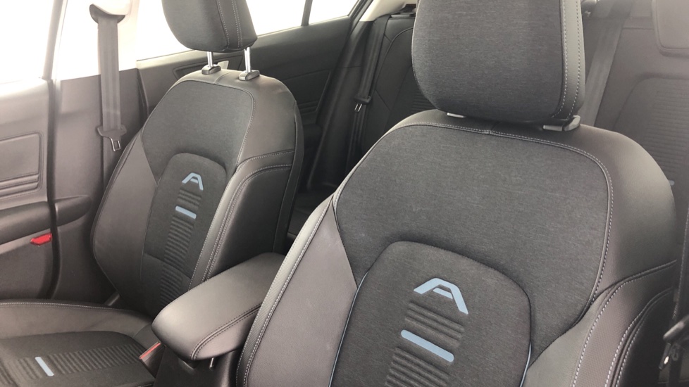 Ford FOCUS ACTIVE X £20,000