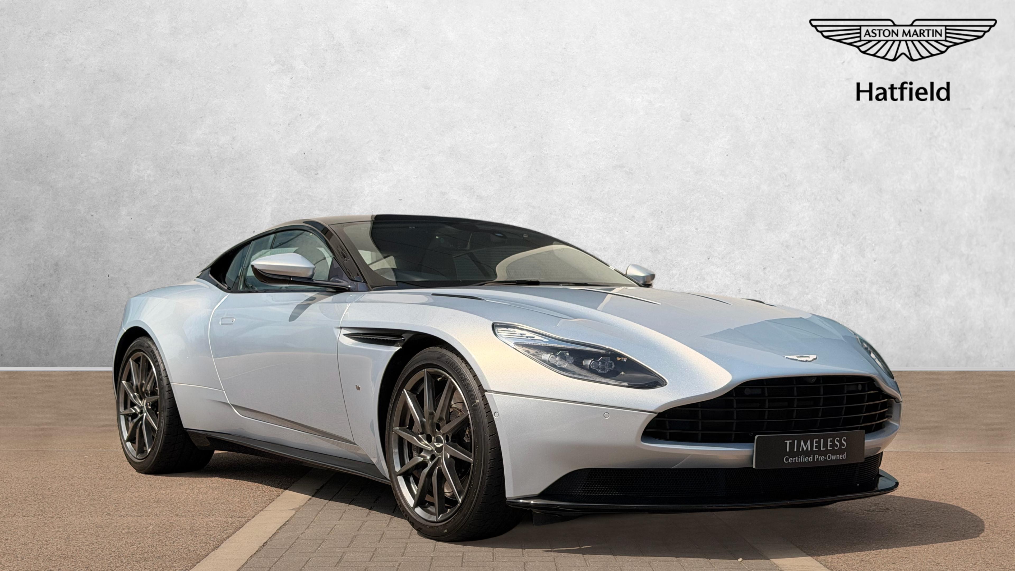 Aston Martin DB11 2017
