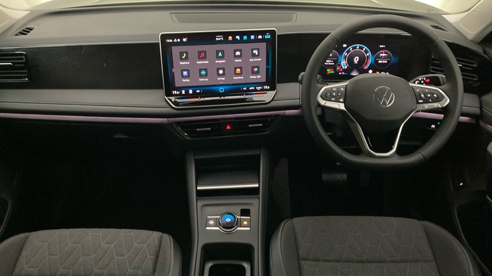 Volkswagen Tiguan 1.5 eTSI Match 5dr DSG Petrol Estate - Image 9