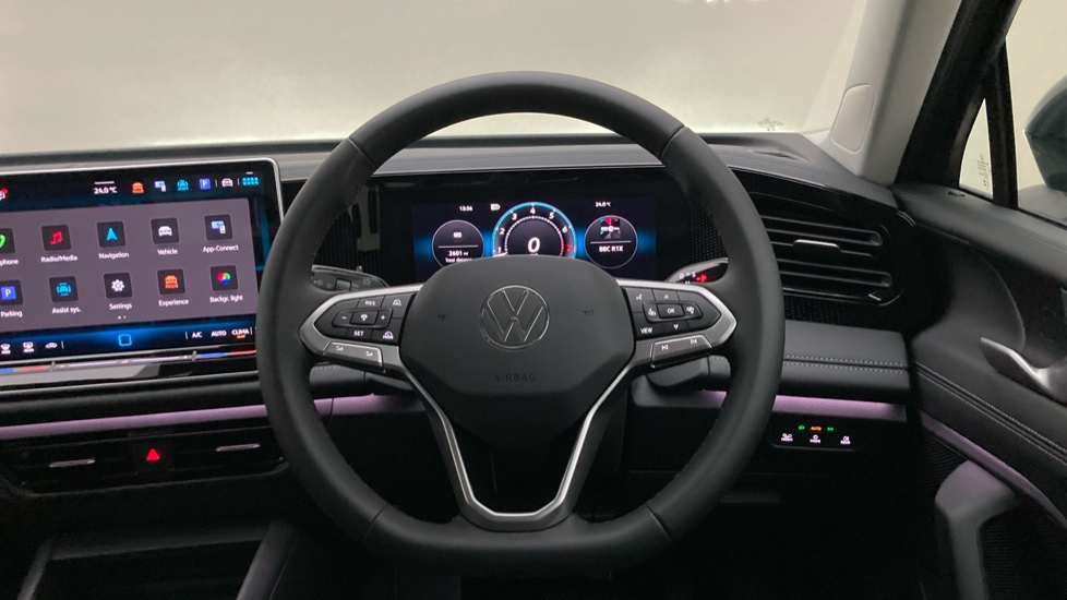 Volkswagen Tiguan 1.5 eTSI Match 5dr DSG Petrol Estate - Image 10