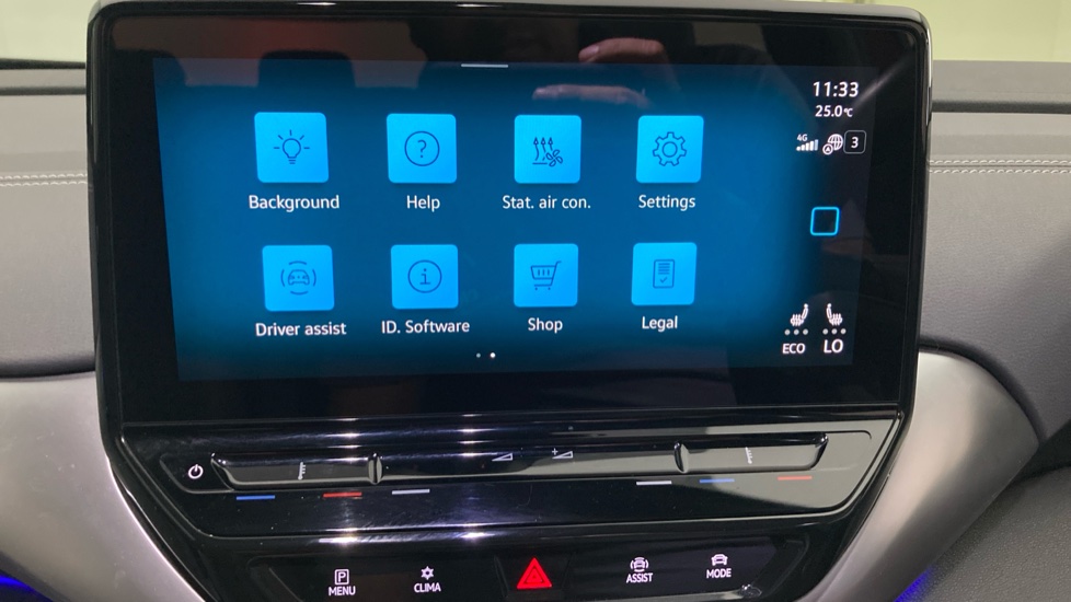 Volkswagen ID.4 109kW Life Pure 52kWh 5dr Auto [110kW Ch] Electric Estate - Image 22
