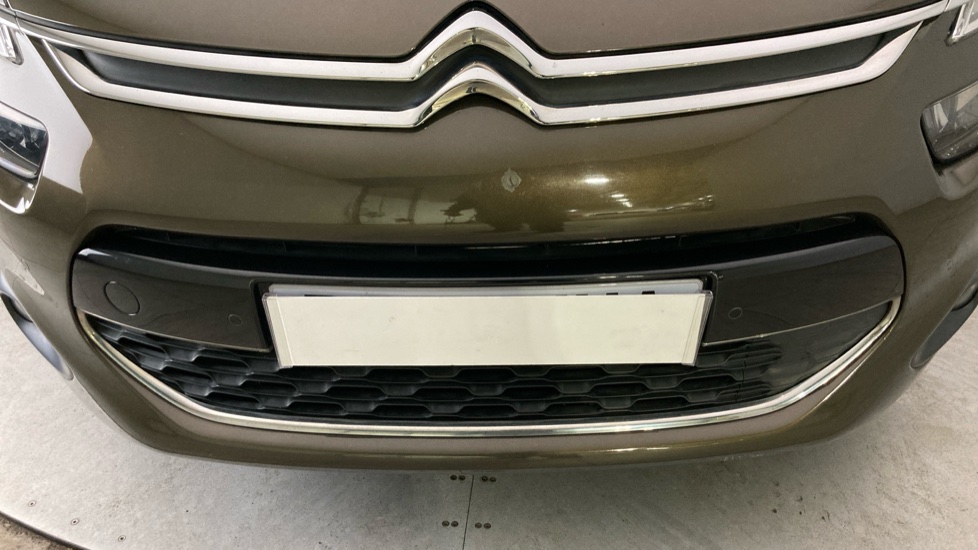 Citroen C4 Picasso 1.6 e-HDi 115 Airdream Exclusive+ 5dr ETG6 Diesel Estate - Image 33