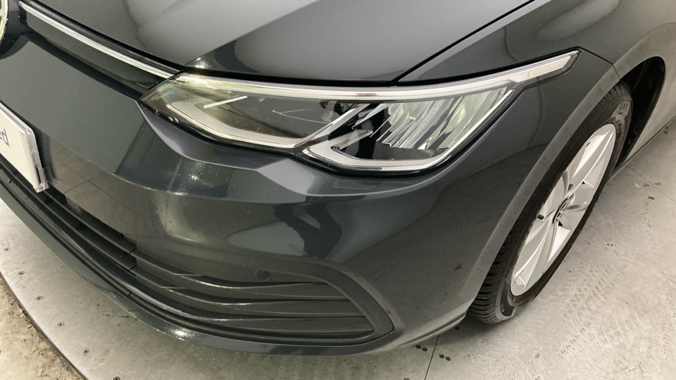 Volkswagen Golf 1.5 TSI Life 5dr Petrol Hatchback - Image 22