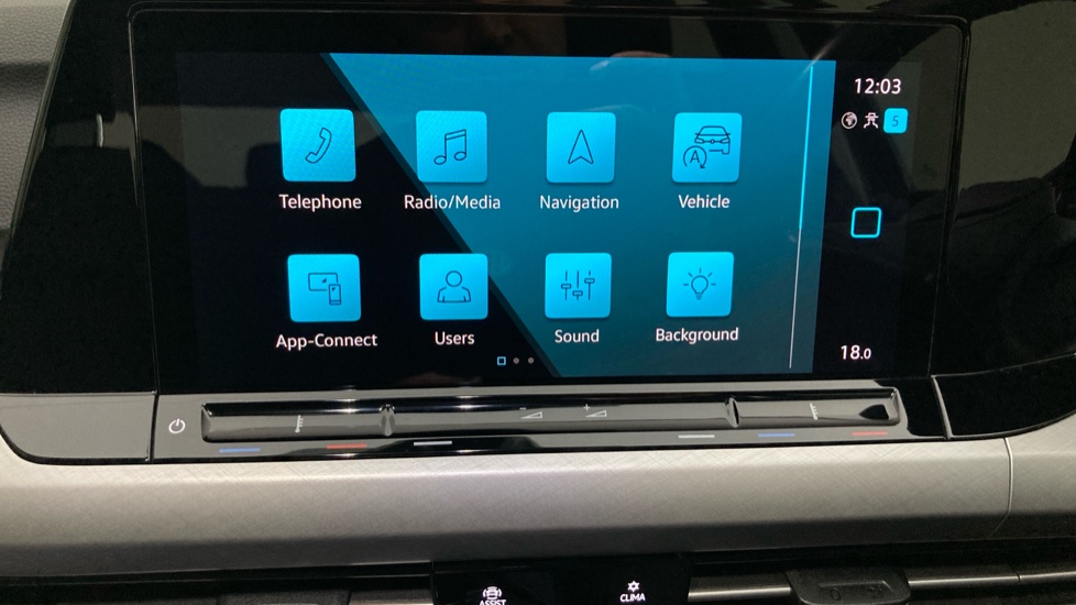 Volkswagen Golf 1.5 TSI Life 5dr Petrol Hatchback - Image 31