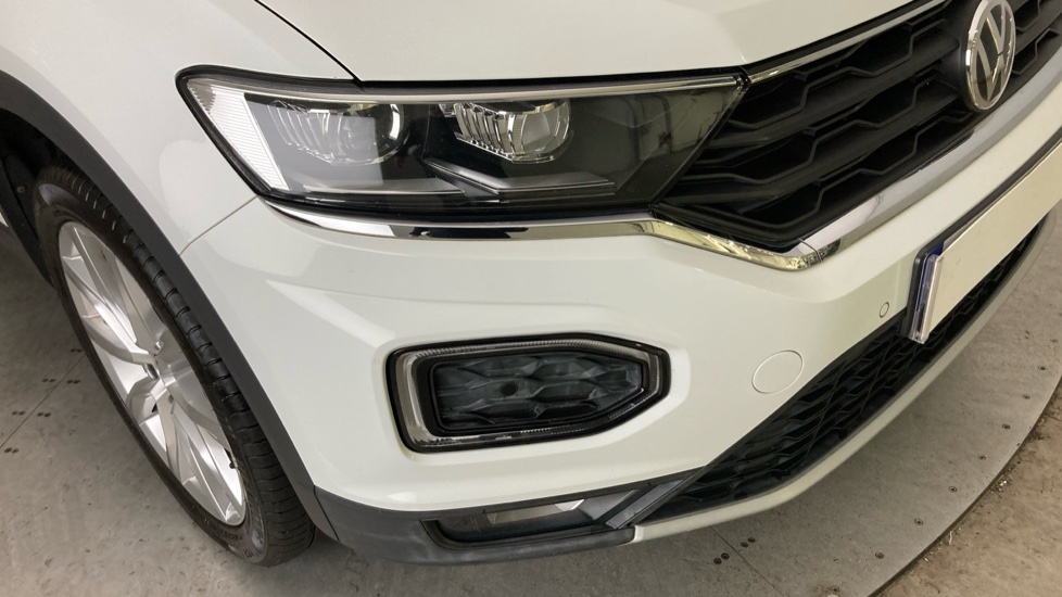 Volkswagen T-Roc 1.5 TSI EVO SEL 5dr Petrol Hatchback - Image 21