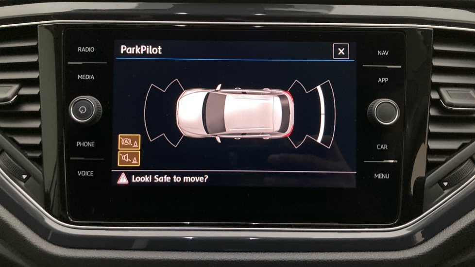 Volkswagen T-Roc 1.5 TSI EVO SEL 5dr Petrol Hatchback - Image 37