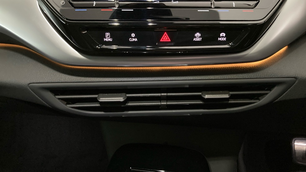 Volkswagen ID.4 109kW Life Pure 52kWh 5dr Auto [110kW Ch] Electric Estate - Image 13