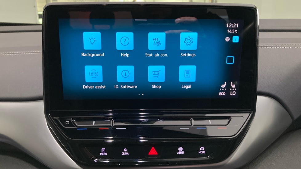 Volkswagen ID.4 109kW Life Pure 52kWh 5dr Auto [110kW Ch] Electric Estate - Image 32