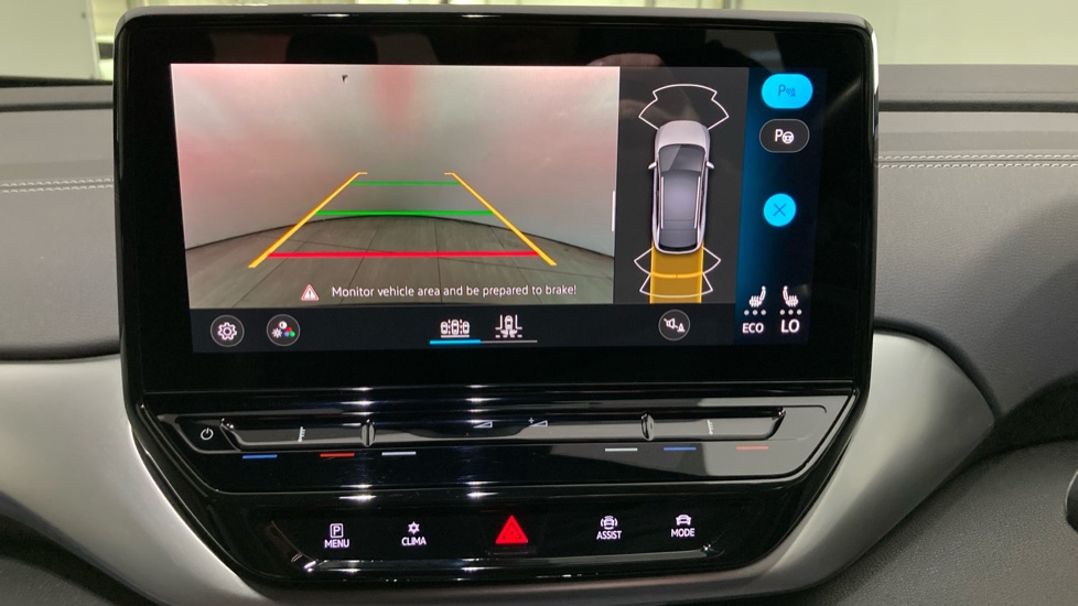 Volkswagen ID.4 109kW Life Pure 52kWh 5dr Auto [110kW Ch] Electric Estate - Image 35