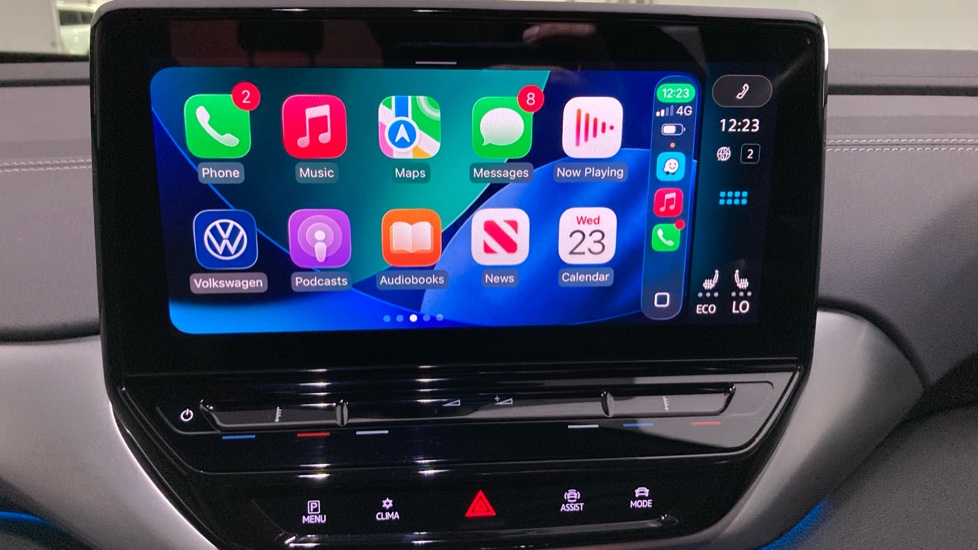 Volkswagen ID.4 109kW Life Pure 52kWh 5dr Auto [110kW Ch] Electric Estate - Image 38