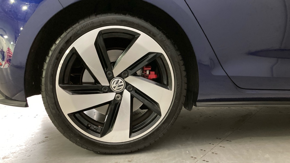 Volkswagen Golf 2.0 TSI 245 GTI Performance 5dr DSG Petrol Hatchback - Image 5