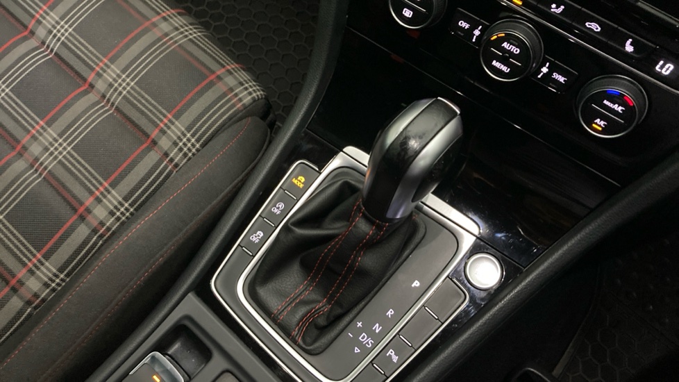 Volkswagen Golf 2.0 TSI 245 GTI Performance 5dr DSG Petrol Hatchback - Image 14