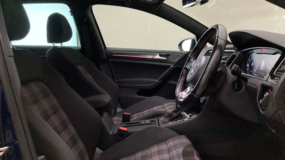 Volkswagen Golf 2.0 TSI 245 GTI Performance 5dr DSG Petrol Hatchback - Image 15