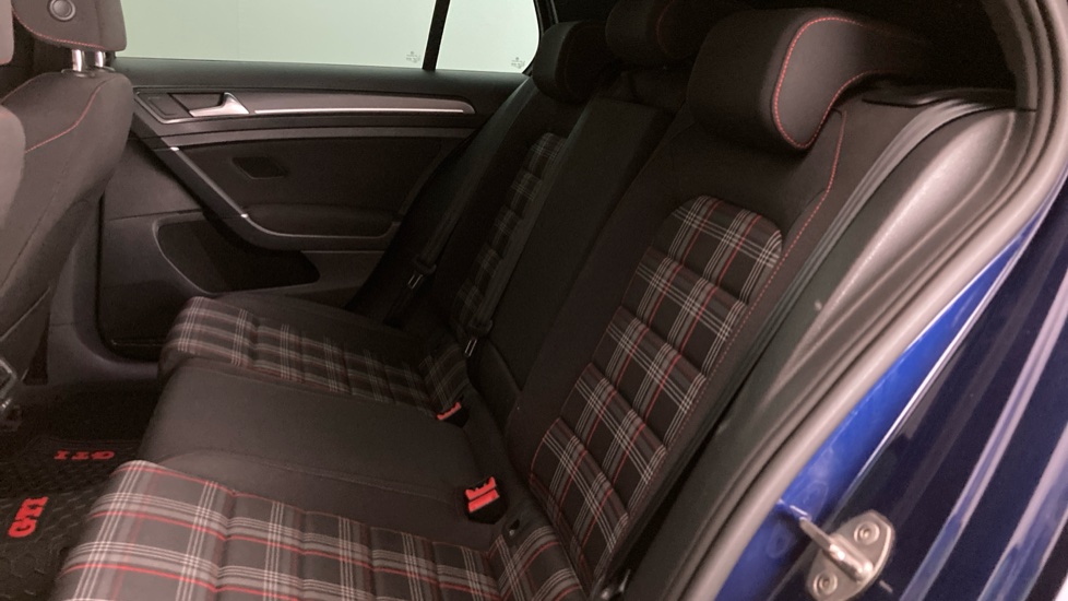 Volkswagen Golf 2.0 TSI 245 GTI Performance 5dr DSG Petrol Hatchback - Image 16