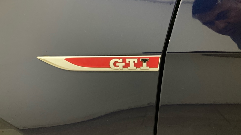 Volkswagen Golf 2.0 TSI 245 GTI Performance 5dr DSG Petrol Hatchback - Image 29