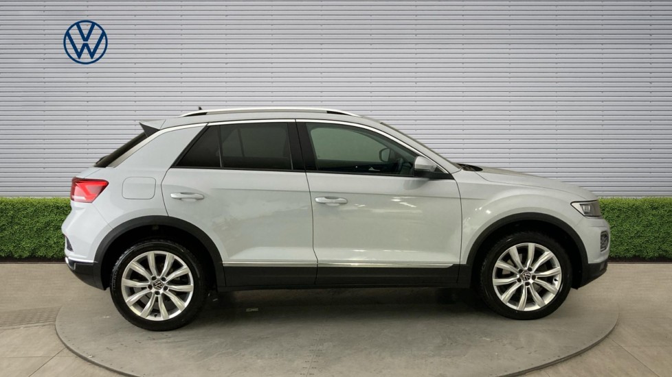 Volkswagen T-Roc 2.0 TDI SEL 5dr DSG Diesel Hatchback - Image 4