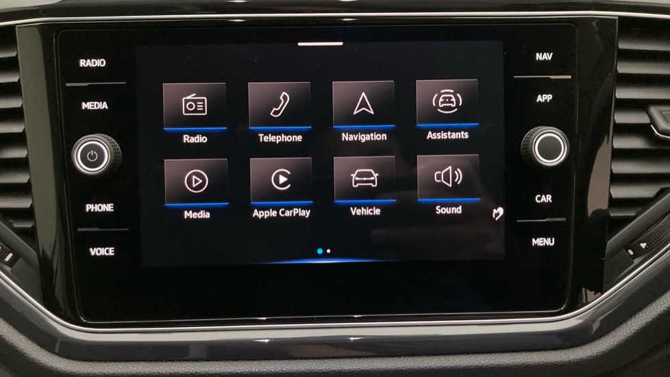 Volkswagen T-Roc 2.0 TDI SEL 5dr DSG Diesel Hatchback - Image 34