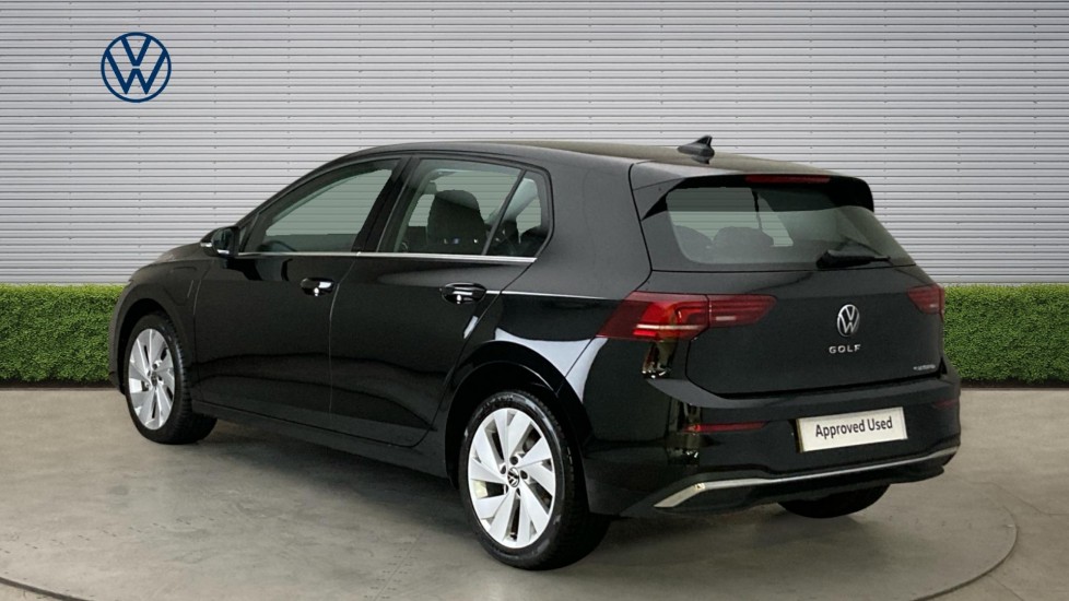 Volkswagen Golf 1.5 TSI 204 Style eHybrid 5dr DSG Hatchback - Image 3