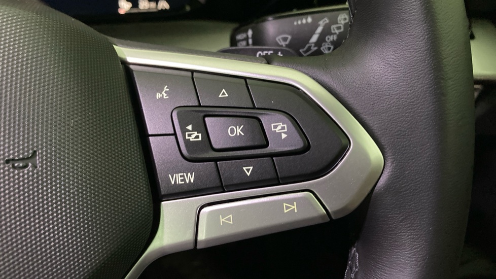 Volkswagen Golf 1.5 TSI 204 Style eHybrid 5dr DSG Hatchback - Image 18