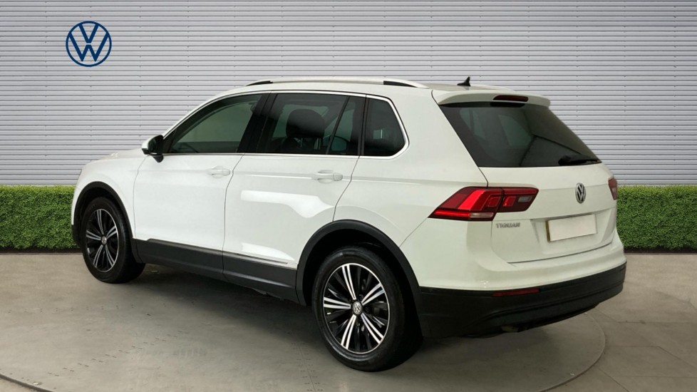 Volkswagen Tiguan 1.4 TSi 125 SE Nav 5dr Petrol Estate - Image 3