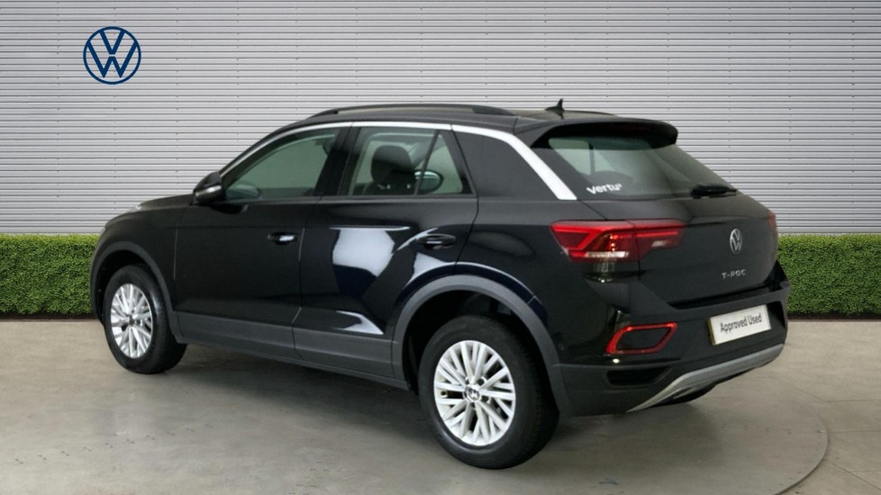 Volkswagen T-Roc 1.5 TSI Life 5dr Petrol Hatchback - Image 3