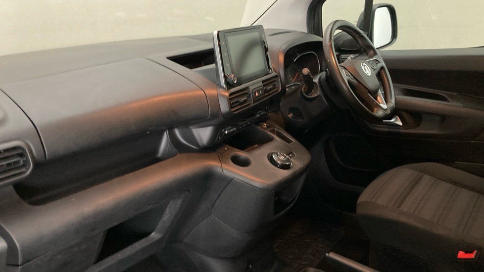 Vauxhall Combo Life 1.2 Turbo 130 Elite 5dr Auto [7 seat] Petrol Estate - Image 2
