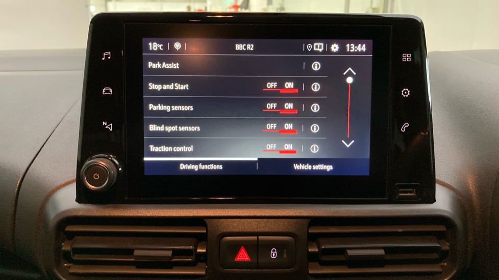 Vauxhall Combo Life 1.2 Turbo 130 Elite 5dr Auto [7 seat] Petrol Estate - Image 33