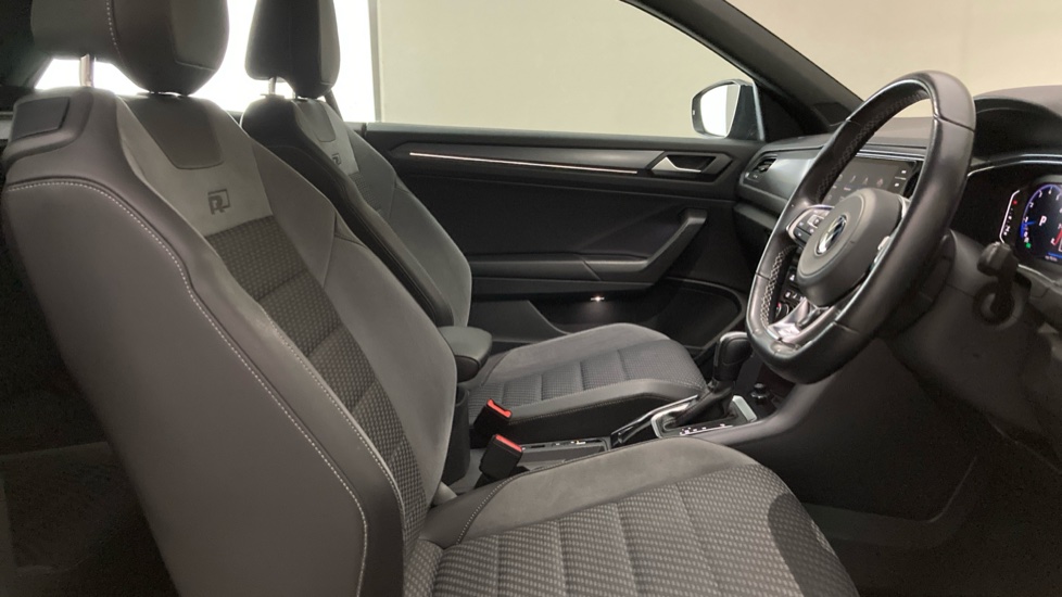 Volkswagen T-Roc 1.5 TSI EVO R-Line 5dr DSG Petrol Hatchback - Image 15