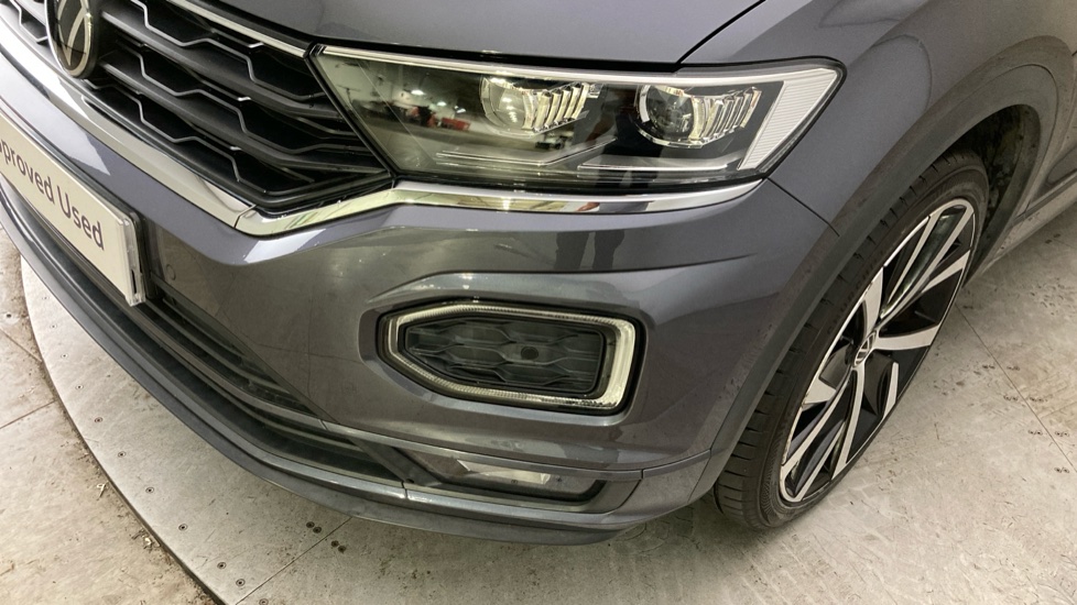 Volkswagen T-Roc 1.5 TSI EVO R-Line 5dr DSG Petrol Hatchback - Image 22