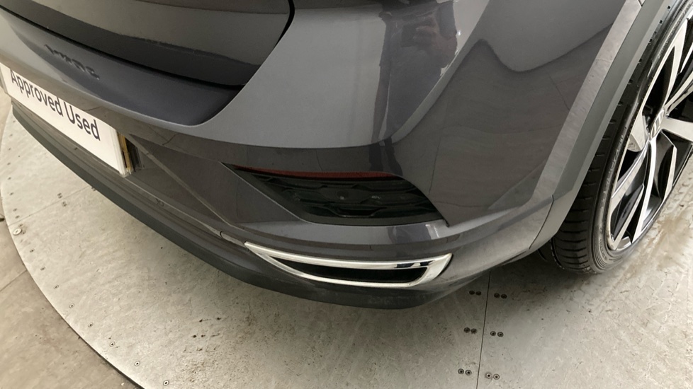 Volkswagen T-Roc 1.5 TSI EVO R-Line 5dr DSG Petrol Hatchback - Image 27