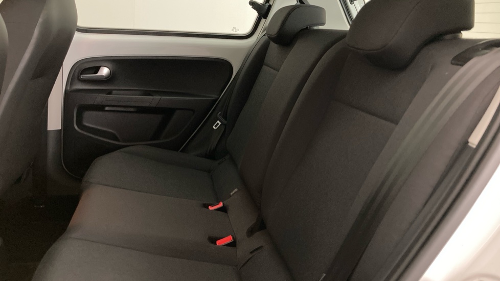 Volkswagen Up 1.0 Move Up Tech Edition 5dr [Start Stop] Petrol Hatchback - Image 16