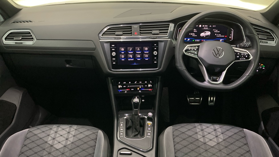 Volkswagen Tiguan 2.0 TDI R-Line 5dr DSG Diesel Estate - Image 9