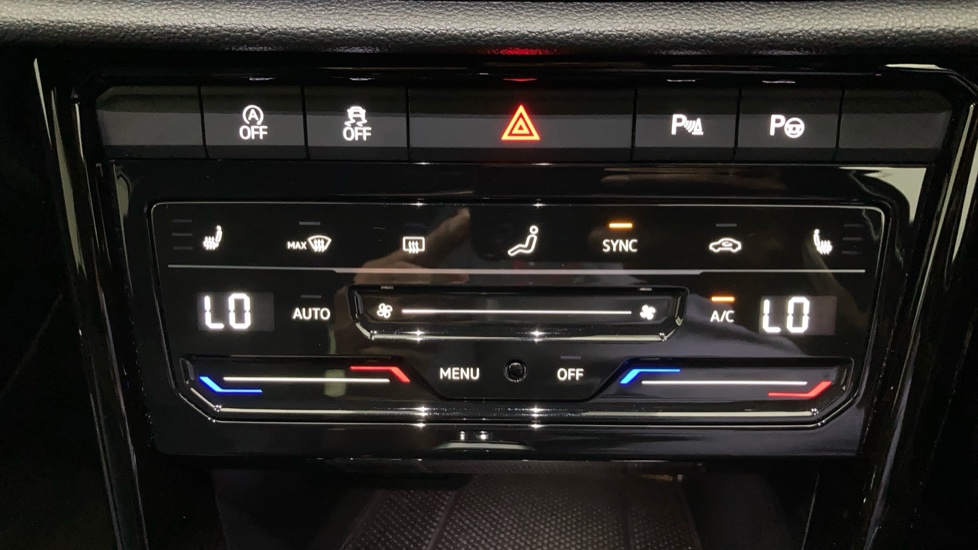 Volkswagen T-Roc 2.0 TSI 300 4MOTION R 5dr DSG Petrol Hatchback - Image 13