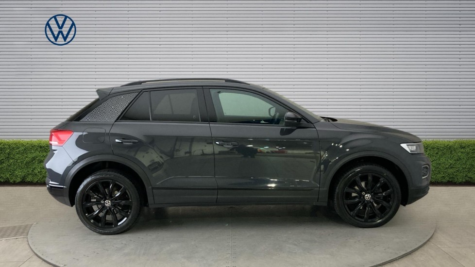Volkswagen T-Roc 1.5 TSI EVO Black Edition 5dr DSG Petrol Hatchback - Image 4