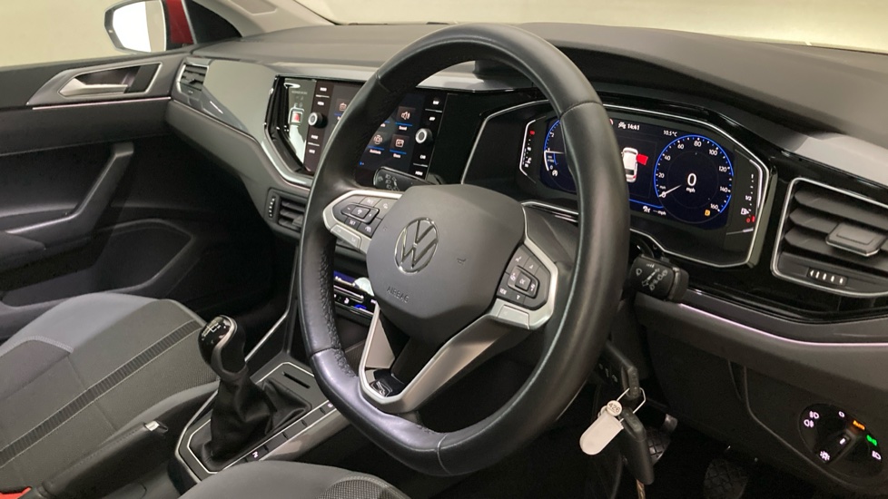 Volkswagen Polo 1.0 TSI Style 5dr Petrol Hatchback - Image 6