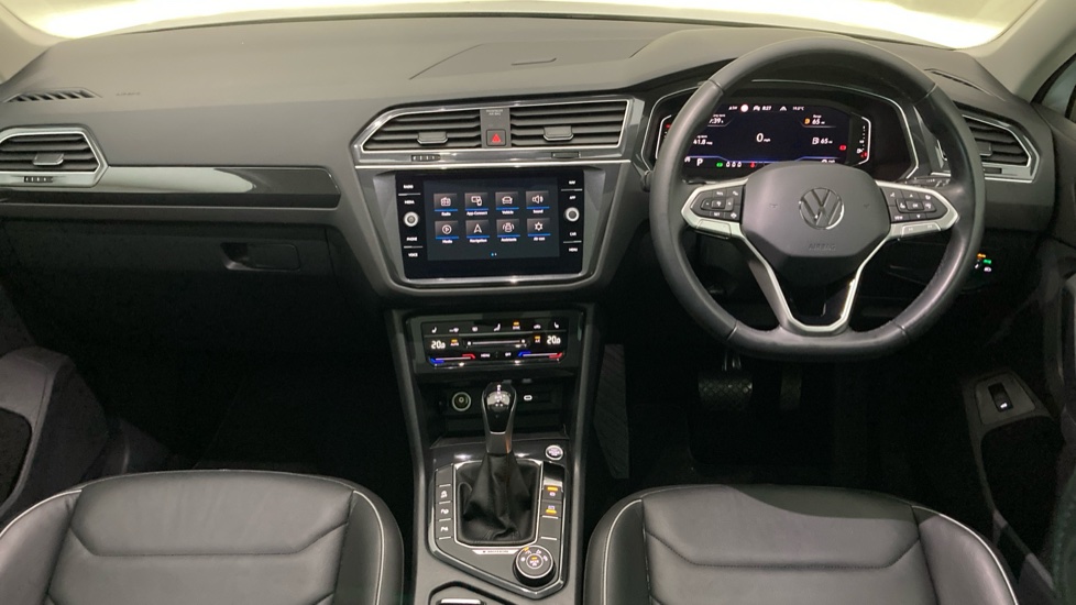 Volkswagen Tiguan 2.0 TDI 4Motion Elegance 5dr DSG Diesel Estate - Image 9