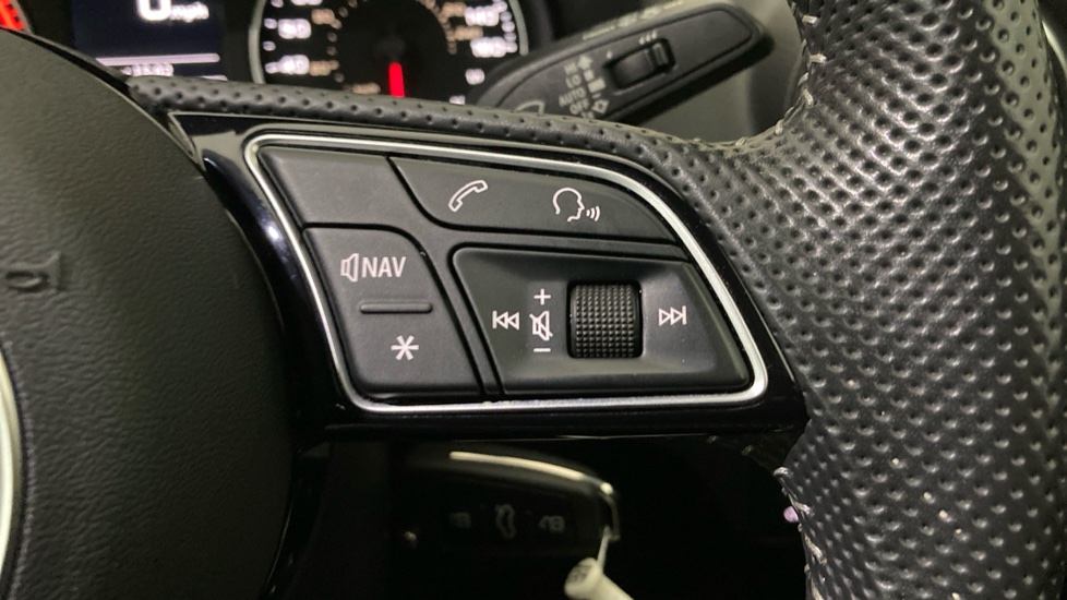 Audi Q2 35 TFSI Black Edition 5dr Petrol Estate - Image 18