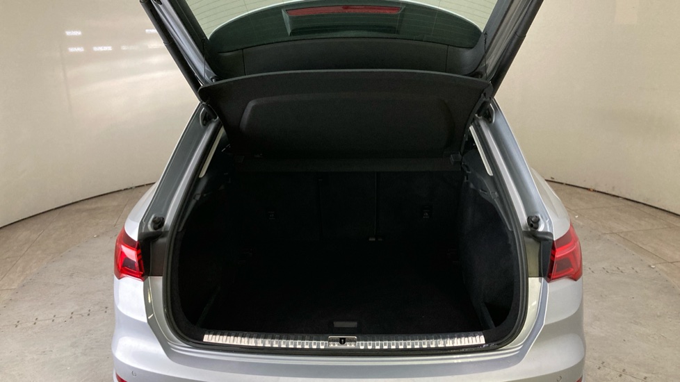 Audi Q3 35 TFSI Sport 5dr Petrol Estate - Image 20
