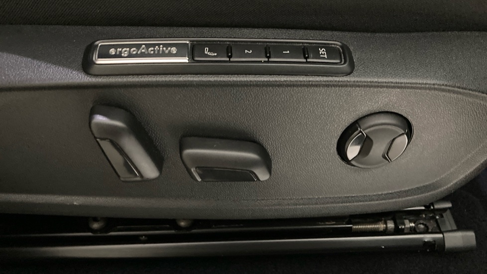 Volkswagen ID.3 150kW Pro S Launch Edition 4 77kWh 5dr Auto Electric Hatchback - Image 41