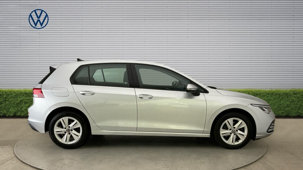 Volkswagen Golf 1.5 TSI 150 Life 5dr Petrol Hatchback - Image 4