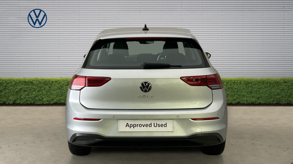 Volkswagen Golf 1.5 TSI 150 Life 5dr Petrol Hatchback - Image 8