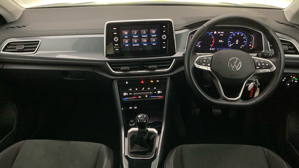 Volkswagen T-Roc 1.5 TSI Style 5dr Petrol Hatchback - Image 9