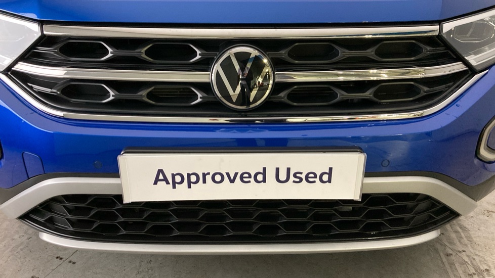 Volkswagen T-Roc 1.5 TSI Style 5dr Petrol Hatchback - Image 23