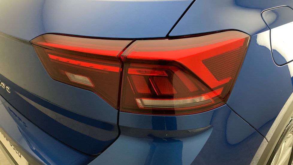 Volkswagen T-Roc 1.5 TSI Style 5dr Petrol Hatchback - Image 25