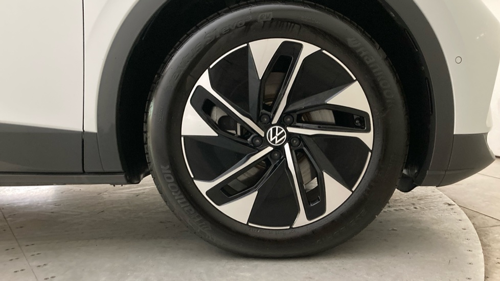 Volkswagen ID.4 210kW Match Pro 77kWh 5dr Auto Electric Estate - Image 5