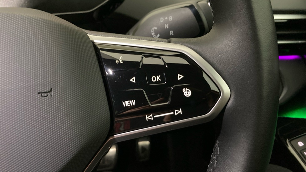 Volkswagen ID.4 210kW Match Pro 77kWh 5dr Auto Electric Estate - Image 18