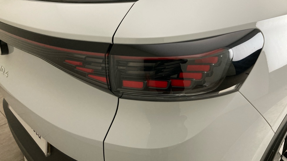 Volkswagen ID.4 210kW Match Pro 77kWh 5dr Auto Electric Estate - Image 25